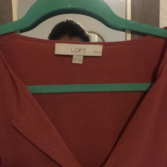 LOFT mauve pink blouse LP circle cutouts - Picture 3 of 3